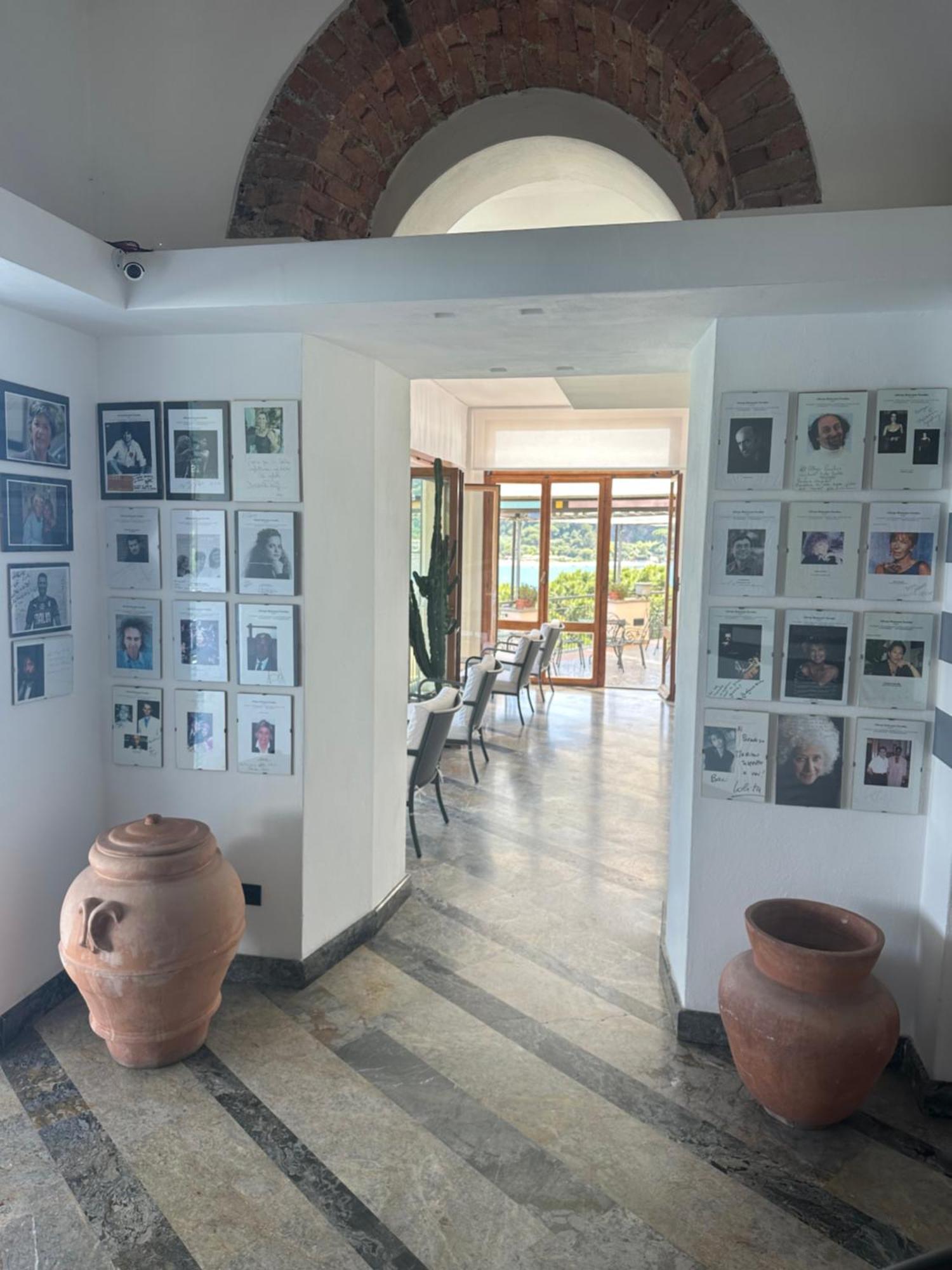 Hotel Paradiso Portov Enere 3*